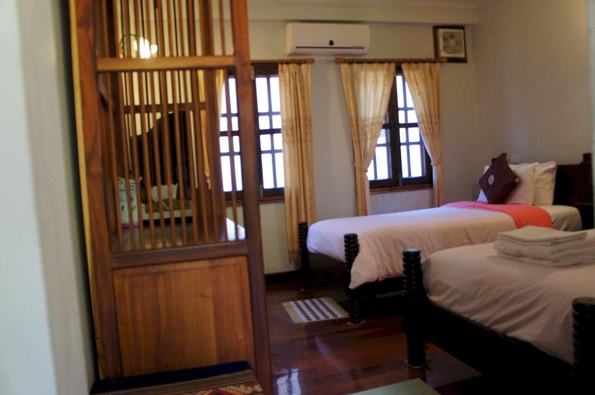 Phounsab Guesthouse Luang Prabang Exterior foto